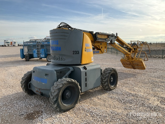 2007 Haulotte HA12PX 4WD Diesel Articulating Boom Lift - Knikarmhoogwerker: afbeelding 1 2007 Haulotte HA12PX 4WD Diesel Articulating Boom Lift - Knikarmhoogwerker: afbeelding 1