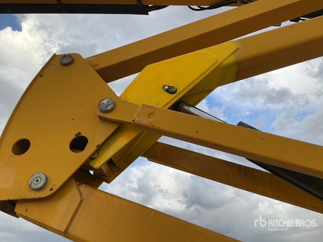 2007 Haulotte HA18PX 4WD Diesel Articulating Boom Lift - Knikarmhoogwerker: afbeelding 5 2007 Haulotte HA18PX 4WD Diesel Articulating Boom Lift - Knikarmhoogwerker: afbeelding 5