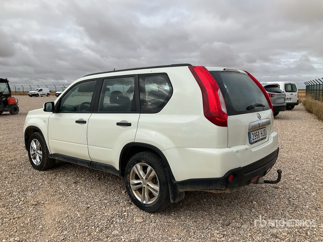 2012 Nissan X-Trail AWD SUV - SUV: afbeelding 4 2012 Nissan X-Trail AWD SUV - SUV: afbeelding 4