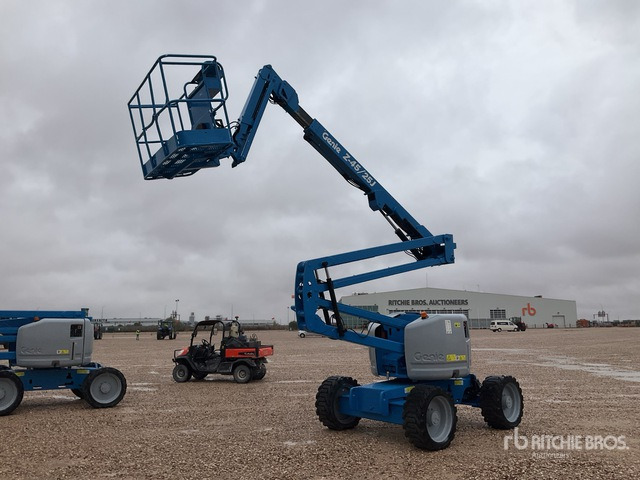 2013 Genie Z45/25J 4WD Diesel Articulating Boom Lift - Knikarmhoogwerker: afbeelding 3 2013 Genie Z45/25J 4WD Diesel Articulating Boom Lift - Knikarmhoogwerker: afbeelding 3