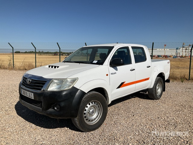 2015 Toyota Hilux 4x4 Crew Cab Pickup - Pick-up: afbeelding 1 2015 Toyota Hilux 4x4 Crew Cab Pickup - Pick-up: afbeelding 1