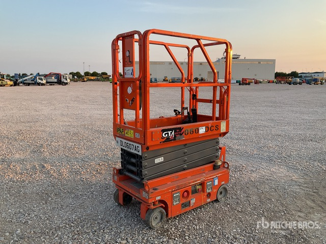 2016 Dingli JCPT0607DCS Scissor Lift - Schaarlift: afbeelding 4 2016 Dingli JCPT0607DCS Scissor Lift - Schaarlift: afbeelding 4