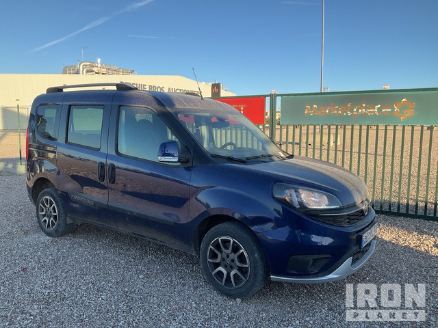 2019 Fiat Doblo 5 Passenger Van - Personenvervoer: afbeelding 3 2019 Fiat Doblo 5 Passenger Van - Personenvervoer: afbeelding 3