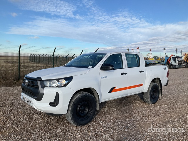 2020 Toyota Hilux 4x4 Crew Cab Pickup - Pick-up: afbeelding 2 2020 Toyota Hilux 4x4 Crew Cab Pickup - Pick-up: afbeelding 2