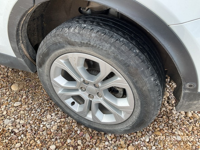 2021 Land Rover Discovery Sport SUV - SUV: afbeelding 4 2021 Land Rover Discovery Sport SUV - SUV: afbeelding 4