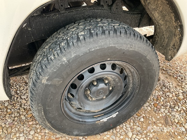 2021 Toyota Hilux 4x4 Crew Cab Pickup - Pick-up: afbeelding 4 2021 Toyota Hilux 4x4 Crew Cab Pickup - Pick-up: afbeelding 4