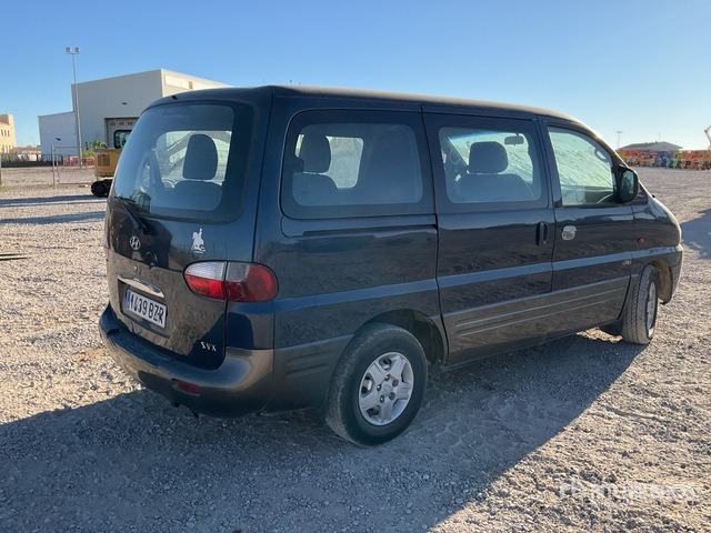 2002 Hyundai H1 6 Passenger Van - Bedrijfswagen: afbeelding 3 2002 Hyundai H1 6 Passenger Van - Bedrijfswagen: afbeelding 3