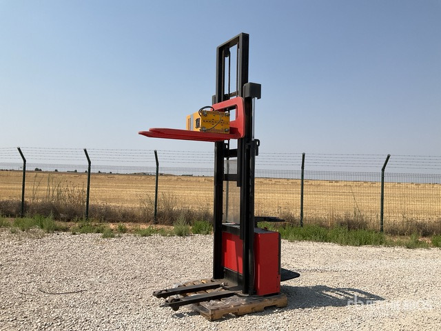 Euroyen Tripleyen Electric Stacker - Stapelaar: afbeelding 1 Euroyen Tripleyen Electric Stacker - Stapelaar: afbeelding 1
