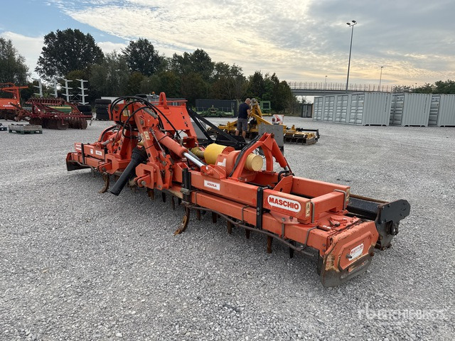 2004 Maschio Gaspardo Aquila 5000 5 m Harrow - Rotorkopeg: afbeelding 1 2004 Maschio Gaspardo Aquila 5000 5 m Harrow - Rotorkopeg: afbeelding 1