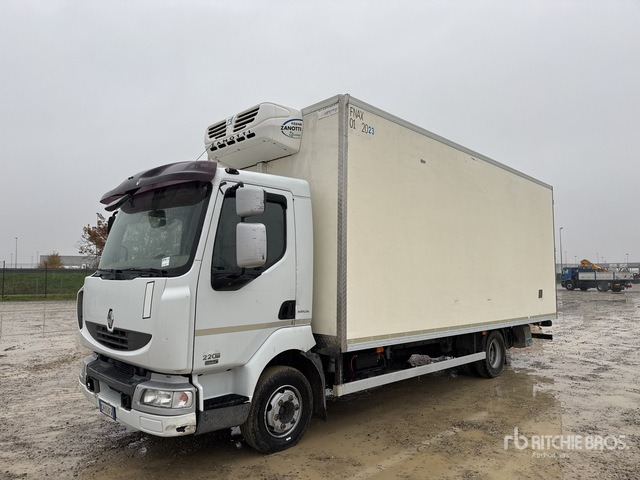 2008 Renault Midlum 220Dxi 4x2 Refrigerated Truck - Koelwagen vrachtwagen: afbeelding 1 2008 Renault Midlum 220Dxi 4x2 Refrigerated Truck - Koelwagen vrachtwagen: afbeelding 1