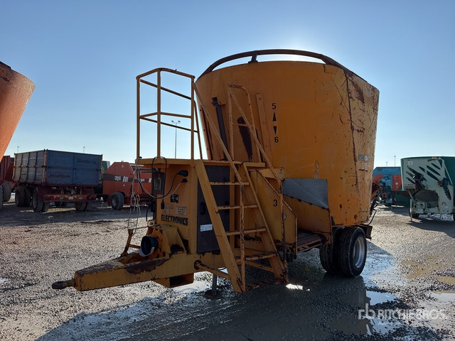 2010 Omas California Car 30/2 Self-Propelled Feed Wagon - Voermengwagen: afbeelding 1 2010 Omas California Car 30/2 Self-Propelled Feed Wagon - Voermengwagen: afbeelding 1