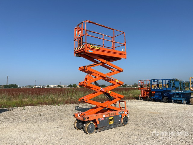 2011 Iteco IT8290 Electric Scissor Lift - Schaarlift: afbeelding 3 2011 Iteco IT8290 Electric Scissor Lift - Schaarlift: afbeelding 3