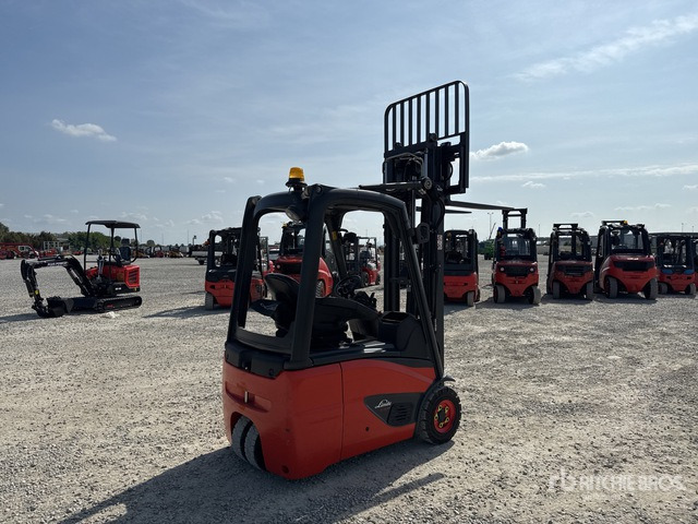 2014 Linde E15-02 1500 kg Electric Forklift - Elektrische heftruck: afbeelding 4 2014 Linde E15-02 1500 kg Electric Forklift - Elektrische heftruck: afbeelding 4