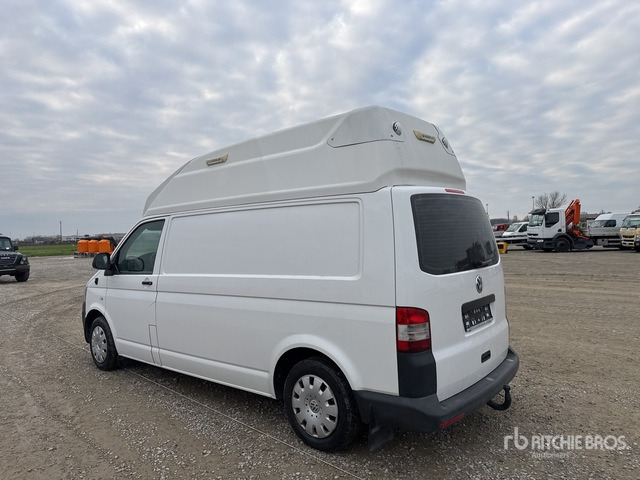 2014 Volkswagen Transporter Ambulance - Ambulance: afbeelding 2 2014 Volkswagen Transporter Ambulance - Ambulance: afbeelding 2