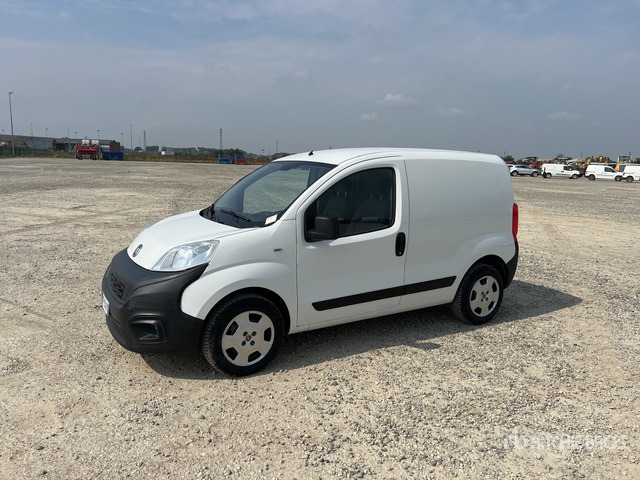2016 Fiat Fiorino 1.3 MJT SX 16v Van Truck - Kleine bestelwagen: afbeelding 3 2016 Fiat Fiorino 1.3 MJT SX 16v Van Truck - Kleine bestelwagen: afbeelding 3