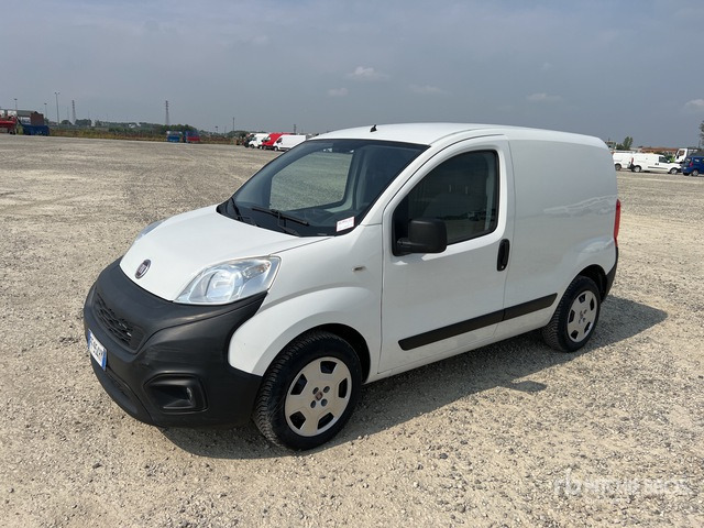 2016 Fiat Fiorino 1.3 MJT SX 16v Van Truck - Kleine bestelwagen: afbeelding 2 2016 Fiat Fiorino 1.3 MJT SX 16v Van Truck - Kleine bestelwagen: afbeelding 2