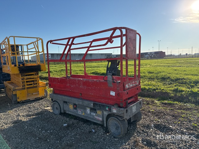 2016 Haulotte Compact 8 Electric (Inoperable) Scissor Lift - Schaarlift: afbeelding 2 2016 Haulotte Compact 8 Electric (Inoperable) Scissor Lift - Schaarlift: afbeelding 2