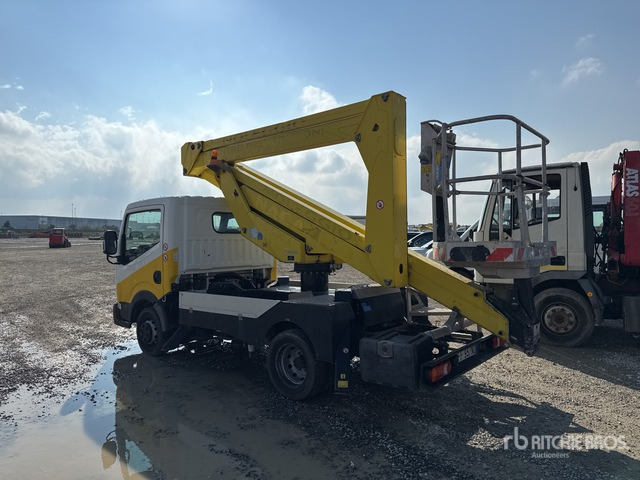 2017 Nissan Cabstar 2016 Palfinger P200A 17 m on (I ... Bucket Truck - Vrachtwagen hoogwerker: afbeelding 4 2017 Nissan Cabstar 2016 Palfinger P200A 17 m on (I ... Bucket Truck - Vrachtwagen hoogwerker: afbeelding 4