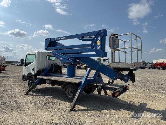 2017 Nissan Cabstar Cabstar 35.12 2017 Socage DA 324 24 m on Bucket Truck - Vrachtwagen hoogwerker: afbeelding 3 2017 Nissan Cabstar Cabstar 35.12 2017 Socage DA 324 24 m on Bucket Truck - Vrachtwagen hoogwerker: afbeelding 3