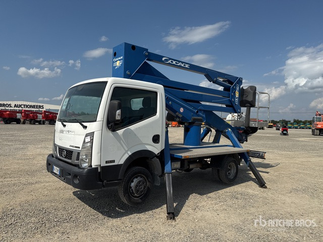 2017 Nissan Cabstar Cabstar 35.12 2017 Socage DA 324 24 m on Bucket Truck - Vrachtwagen hoogwerker: afbeelding 1 2017 Nissan Cabstar Cabstar 35.12 2017 Socage DA 324 24 m on Bucket Truck - Vrachtwagen hoogwerker: afbeelding 1