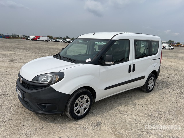 2018 Fiat Doblo CARGO COMBI 1.3 MJT 16V SX N1 Van Truck - Kleine bestelwagen: afbeelding 3 2018 Fiat Doblo CARGO COMBI 1.3 MJT 16V SX N1 Van Truck - Kleine bestelwagen: afbeelding 3