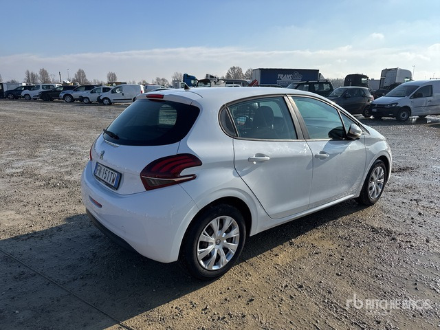 2018 Peugeot 208 BERLINA VAN ACTIVE BLUEHDI Van Truck - Bakwagen: afbeelding 3 2018 Peugeot 208 BERLINA VAN ACTIVE BLUEHDI Van Truck - Bakwagen: afbeelding 3
