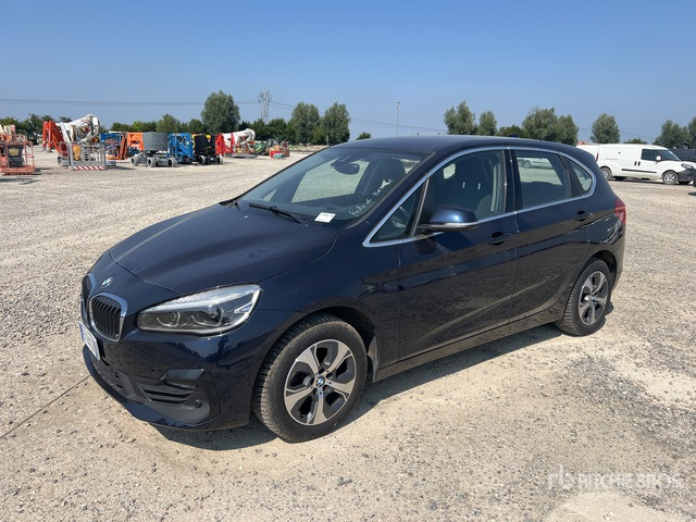 2019 BMW 216D ACTIVE TOURER 216D BUSINESS Automobile - Personenwagen: afbeelding 1 2019 BMW 216D ACTIVE TOURER 216D BUSINESS Automobile - Personenwagen: afbeelding 1