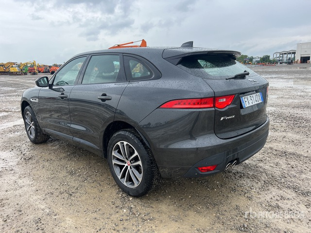 2019 Jaguar F-Pace 2.0D I4 180CV R-SPORT AWD SUV - SUV: afbeelding 4 2019 Jaguar F-Pace 2.0D I4 180CV R-SPORT AWD SUV - SUV: afbeelding 4