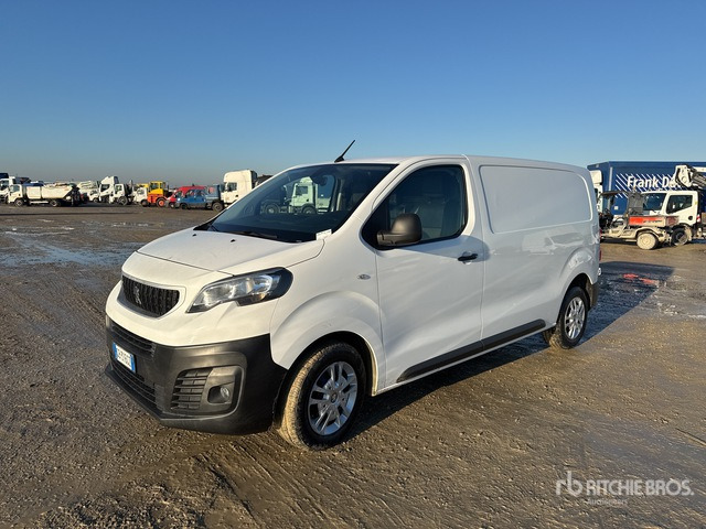 2020 Peugeot Expert 2.0 BLUEHDI 120 SeS PREMIUM STAND Van Truck - Bakwagen: afbeelding 1 2020 Peugeot Expert 2.0 BLUEHDI 120 SeS PREMIUM STAND Van Truck - Bakwagen: afbeelding 1