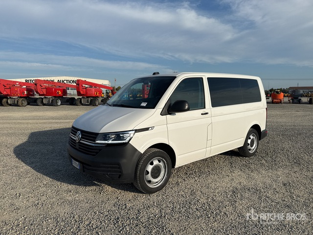 2020 Volkswagen Transporter 2.0 TDI BlueMotion SCR 110kW DSG Van Truck - Gesloten bestelwagen: afbeelding 2 2020 Volkswagen Transporter 2.0 TDI BlueMotion SCR 110kW DSG Van Truck - Gesloten bestelwagen: afbeelding 2