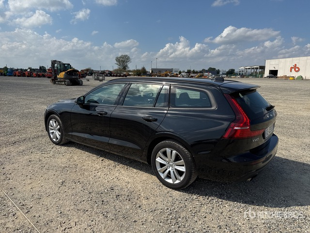 2021 Volvo V60 SW B4 D AUTOM. MOMENTUM BUSINESS Automobile - Personenwagen: afbeelding 3 2021 Volvo V60 SW B4 D AUTOM. MOMENTUM BUSINESS Automobile - Personenwagen: afbeelding 3