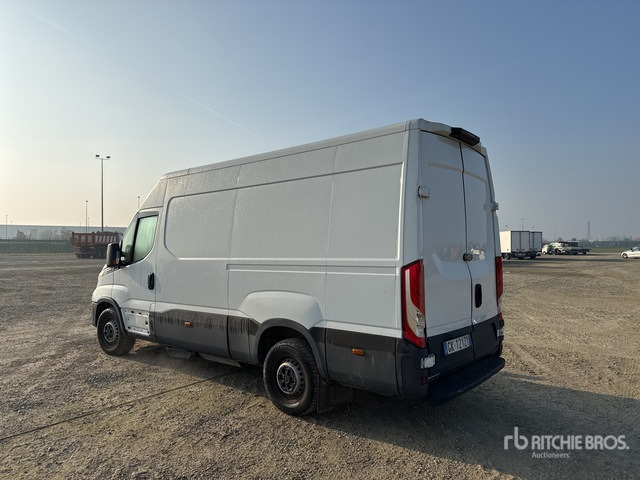 2022 Iveco Daily 35 CNG 35S14NV 3520L H2 BLUE P Van Truck - Bakwagen: afbeelding 2 2022 Iveco Daily 35 CNG 35S14NV 3520L H2 BLUE P Van Truck - Bakwagen: afbeelding 2