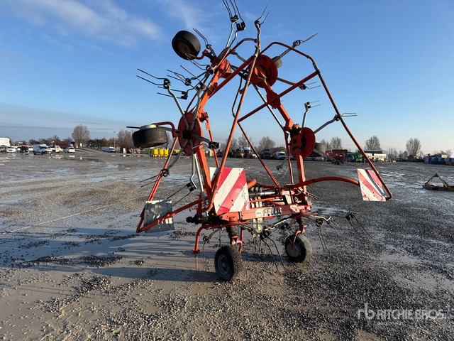 Fella TH680 Hay Rake - Hooischudder: afbeelding 2 Fella TH680 Hay Rake - Hooischudder: afbeelding 2