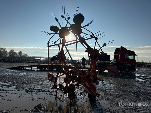 Fella TH680 Hay Rake - Hooischudder: afbeelding 3 Fella TH680 Hay Rake - Hooischudder: afbeelding 3