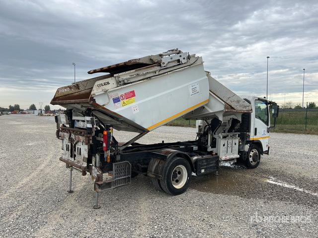 Isuzu P75 Autocarro per rifiuti - Vuilniswagen: afbeelding 4 Isuzu P75 Autocarro per rifiuti - Vuilniswagen: afbeelding 4