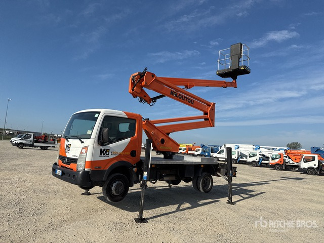 Nissan Cabstar 35.12 Piattaforma autocarrata - Vrachtwagen hoogwerker: afbeelding 2 Nissan Cabstar 35.12 Piattaforma autocarrata - Vrachtwagen hoogwerker: afbeelding 2