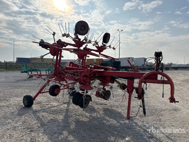 Pottinger 90ZK214 :Misc. Skid Steer Attachment - Hooischudder: afbeelding 2 Pottinger 90ZK214 :Misc. Skid Steer Attachment - Hooischudder: afbeelding 2