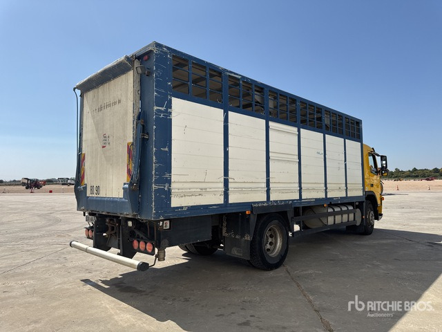2003 Volvo FM12 420 4x2 Camion Betaillere Livestock Truck - Veewagen vrachtwagen: afbeelding 3 2003 Volvo FM12 420 4x2 Camion Betaillere Livestock Truck - Veewagen vrachtwagen: afbeelding 3