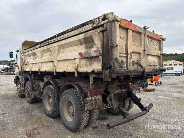 2006 Renault Kerax 380 8x4 Camion Bi-Benne 8x4 (Inoper ... Tri/A Dump Truck - Kipper vrachtwagen: afbeelding 2 2006 Renault Kerax 380 8x4 Camion Bi-Benne 8x4 (Inoper ... Tri/A Dump Truck - Kipper vrachtwagen: afbeelding 2