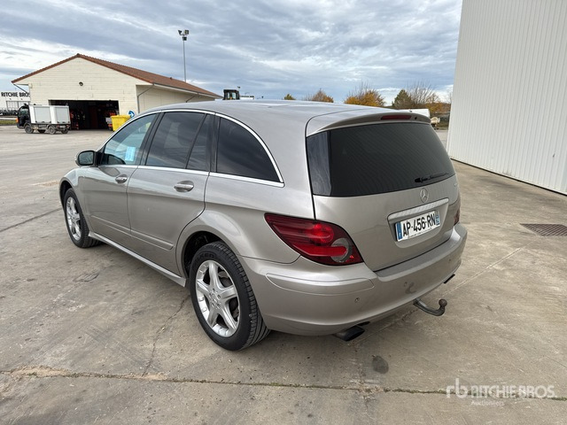 2007 Mercedes-Benz Classe R AWD Break Automobile - Personenwagen: afbeelding 2 2007 Mercedes-Benz Classe R AWD Break Automobile - Personenwagen: afbeelding 2