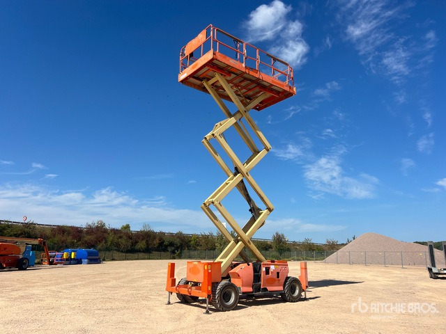 2008 JLG 3394 RT 4x4 Nacelle Ciseaux Scissor Lift - Schaarlift: afbeelding 4 2008 JLG 3394 RT 4x4 Nacelle Ciseaux Scissor Lift - Schaarlift: afbeelding 4