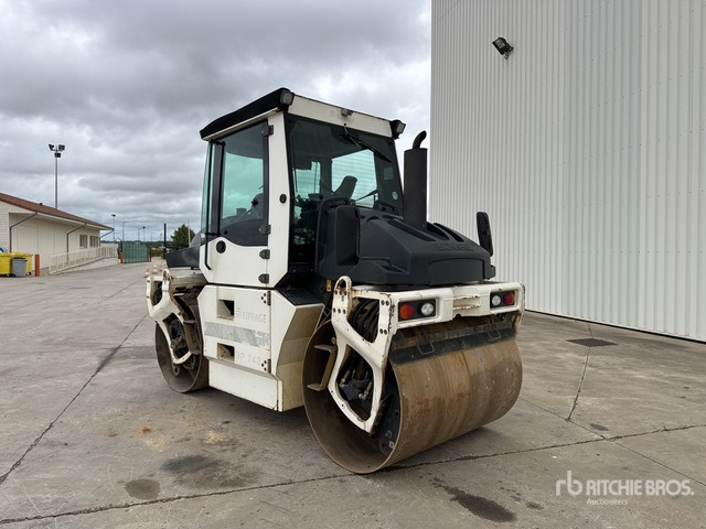 2011 Bomag BW154AP-AM Compacteur Vibrant Tandem Double Drum Roller - Asfaltwals: afbeelding 4 2011 Bomag BW154AP-AM Compacteur Vibrant Tandem Double Drum Roller - Asfaltwals: afbeelding 4