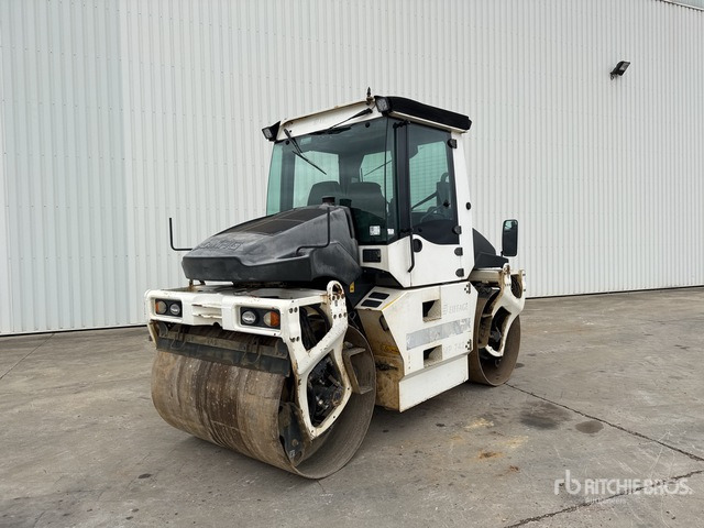 2011 Bomag BW154AP-AM Compacteur Vibrant Tandem Double Drum Roller - Asfaltwals: afbeelding 1 2011 Bomag BW154AP-AM Compacteur Vibrant Tandem Double Drum Roller - Asfaltwals: afbeelding 1