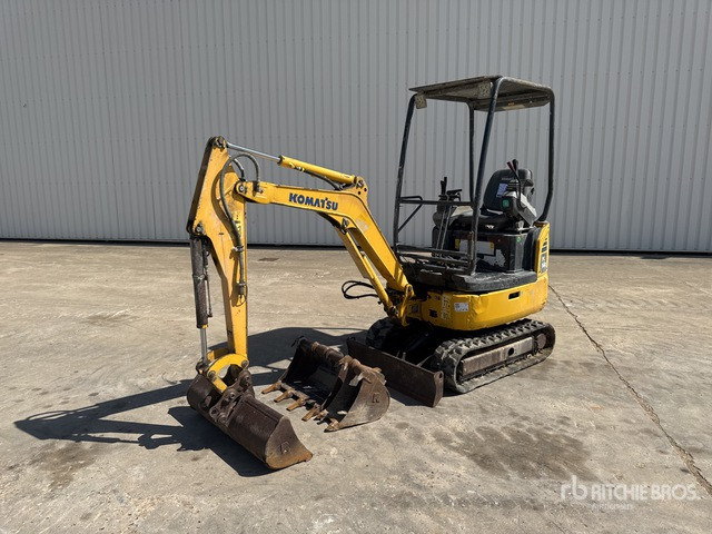 2011 Komatsu PC14R3 Mini-Pelle Mini Excavator: <6.6t - Minigraafmachine: afbeelding 2 2011 Komatsu PC14R3 Mini-Pelle Mini Excavator: <6.6t - Minigraafmachine: afbeelding 2