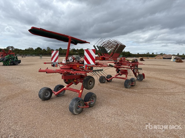 2011 Kverneland 9071 S Vario 7.10 m 2 Rotor Andaineur Hay Rake - Hooischudder: afbeelding 4 2011 Kverneland 9071 S Vario 7.10 m 2 Rotor Andaineur Hay Rake - Hooischudder: afbeelding 4
