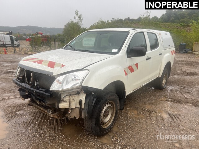 2013 Isuzu D-MAX 4x4 Dual Cab (Inoperable) Pickup - Pick-up: afbeelding 2 2013 Isuzu D-MAX 4x4 Dual Cab (Inoperable) Pickup - Pick-up: afbeelding 2
