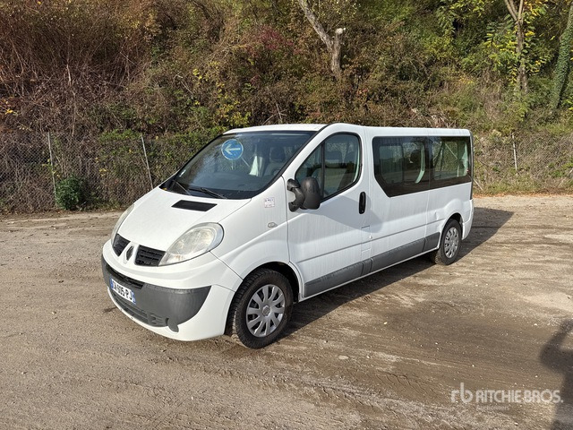 2013 Renault Trafic Minibus Minivan - Personenvervoer: afbeelding 1 2013 Renault Trafic Minibus Minivan - Personenvervoer: afbeelding 1