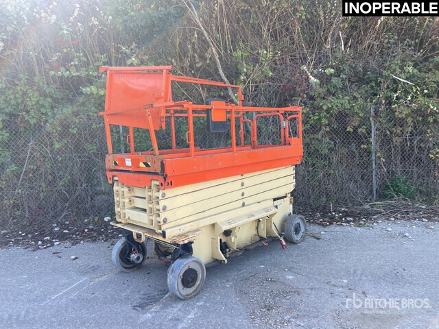 2015 JLG 3246ES Electric Nacelle Ciseaux (Inope ... Scissor Lift - Schaarlift: afbeelding 1 2015 JLG 3246ES Electric Nacelle Ciseaux (Inope ... Scissor Lift - Schaarlift: afbeelding 1