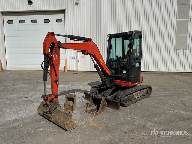 2015 Kubota U27-4 Mini-Pelle Mini Excavator:  <6.6t - Minigraafmachine: afbeelding 2 2015 Kubota U27-4 Mini-Pelle Mini Excavator:  <6.6t - Minigraafmachine: afbeelding 2
