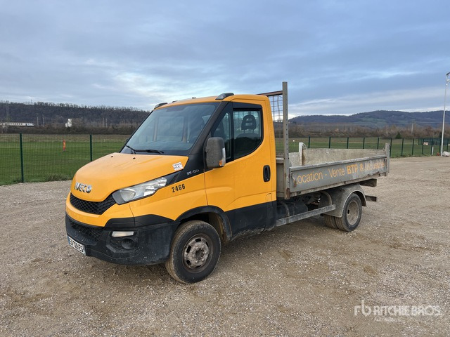 2016 Iveco 35-130 4x2 Camion Benne 4x2 Dump Truck: Light Duty - Kipper vrachtwagen: afbeelding 1 2016 Iveco 35-130 4x2 Camion Benne 4x2 Dump Truck: Light Duty - Kipper vrachtwagen: afbeelding 1